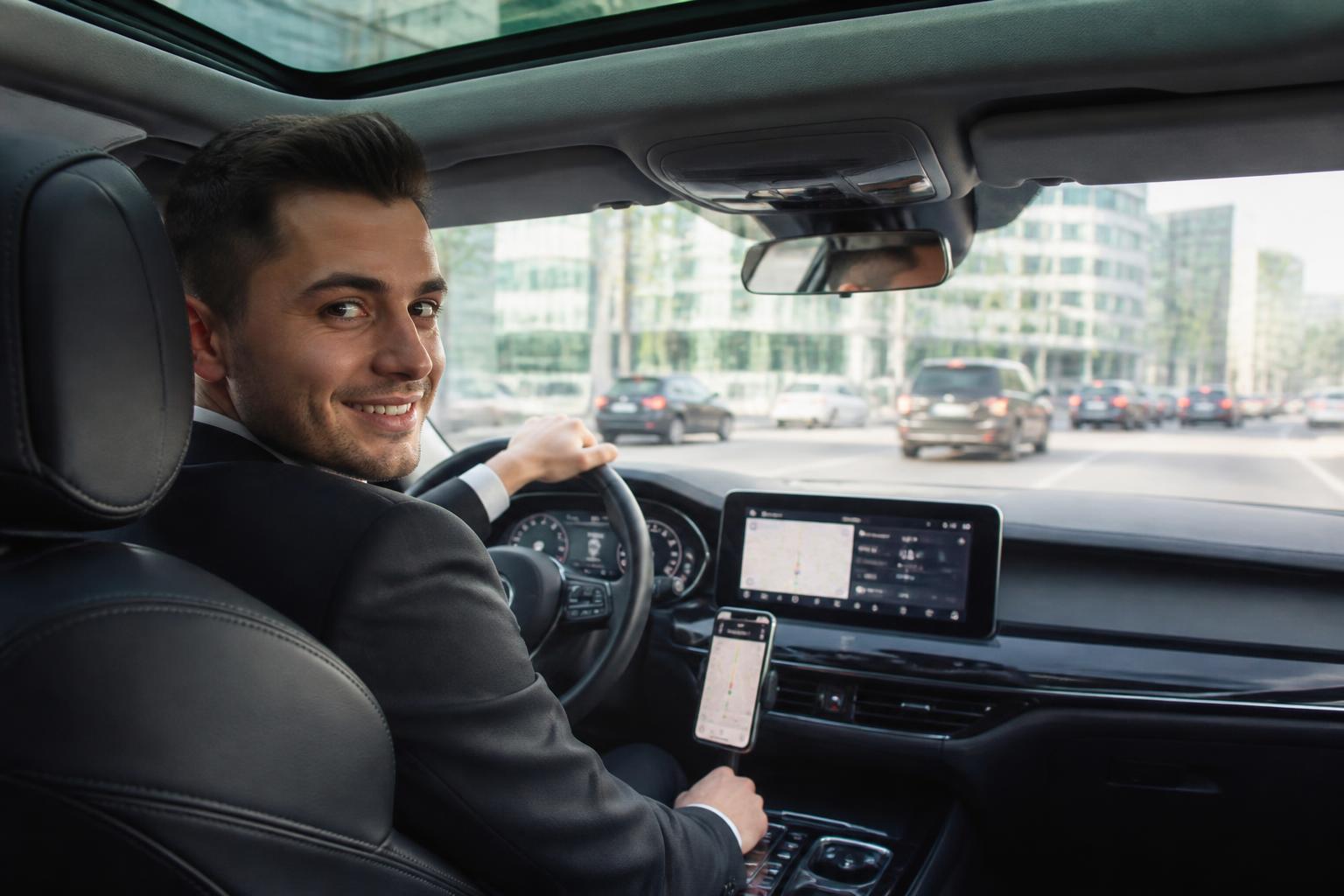 découvrez notre guide complet pour devenir chauffeur vtc en 2026. conseils pratiques, étapes clés et astuces pour réussir votre formation et lancer votre carrière avec succès.